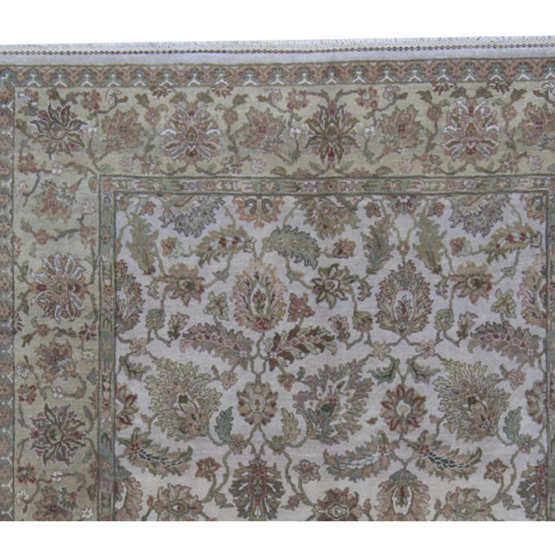 Tapis ivoire et vert noué à la main de haute qualité