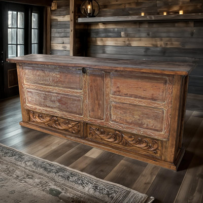 Bar Wind River Saloon