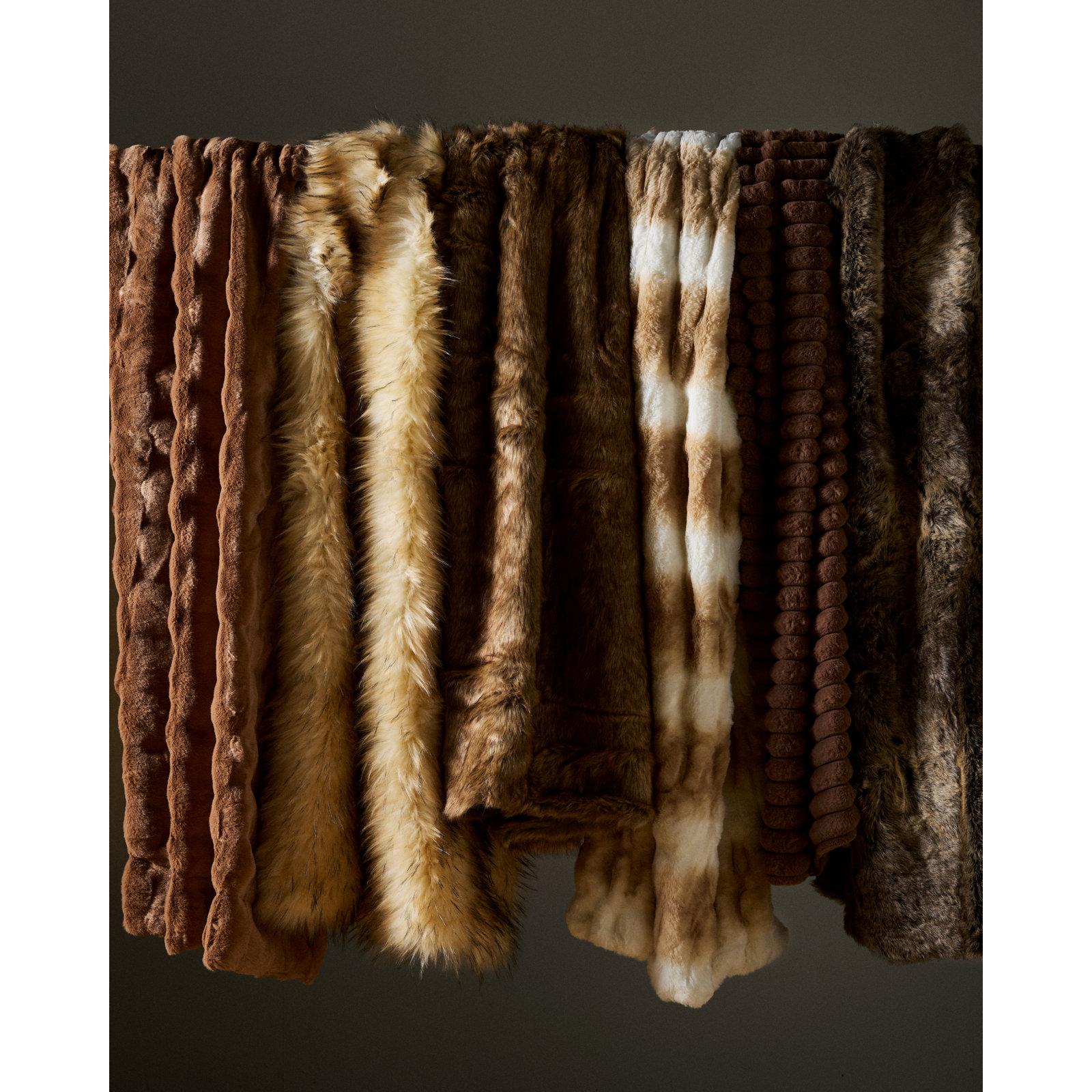 Anden Cozy Comfort Throw