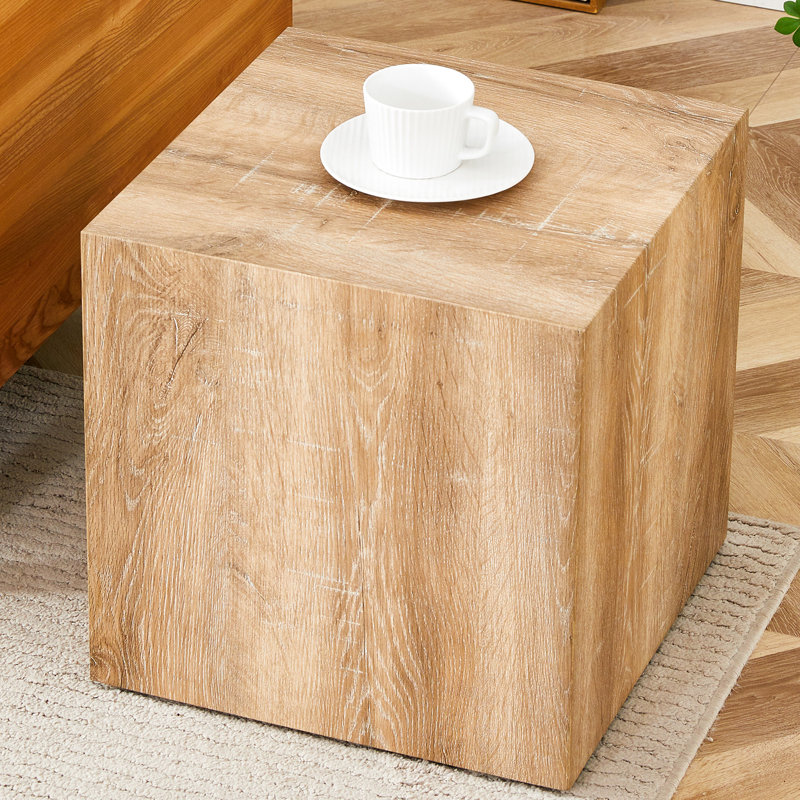 Table basse rectangulaire, plateau spacieux, style carré contemporain, teinte bois, option décorative