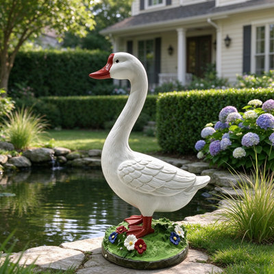 20" Goose Garden Statue