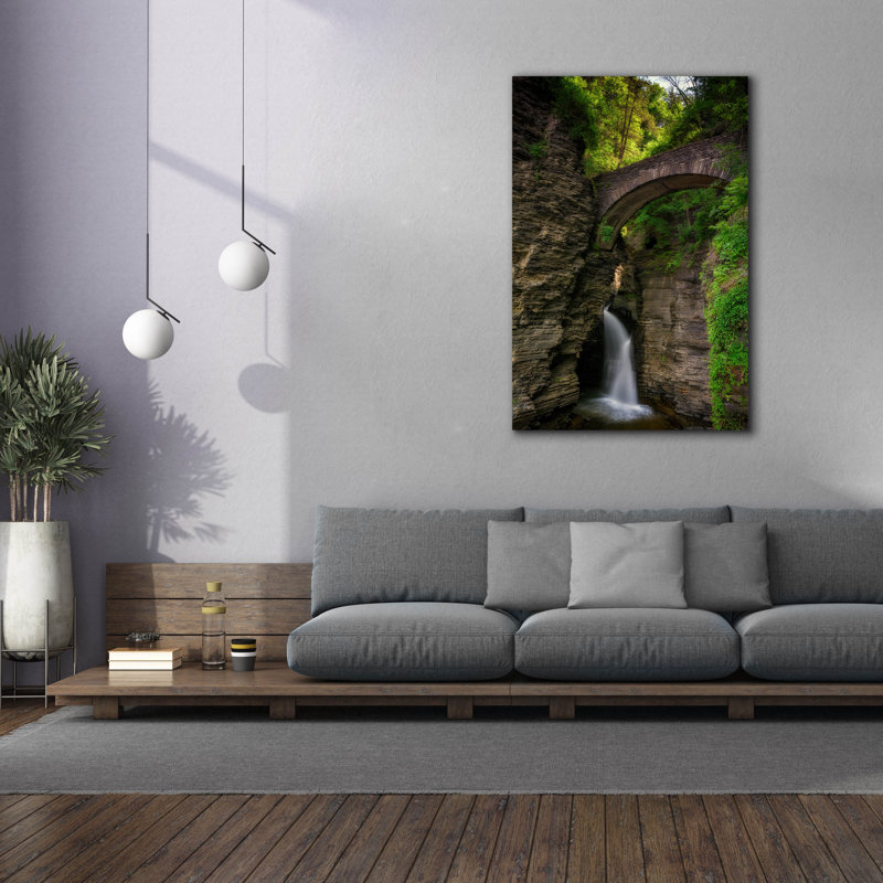 «Footbridge In Watkins Glen» par Rick Berk, art mural sur toile, H 60 po x l 40 po x P 1,5 po