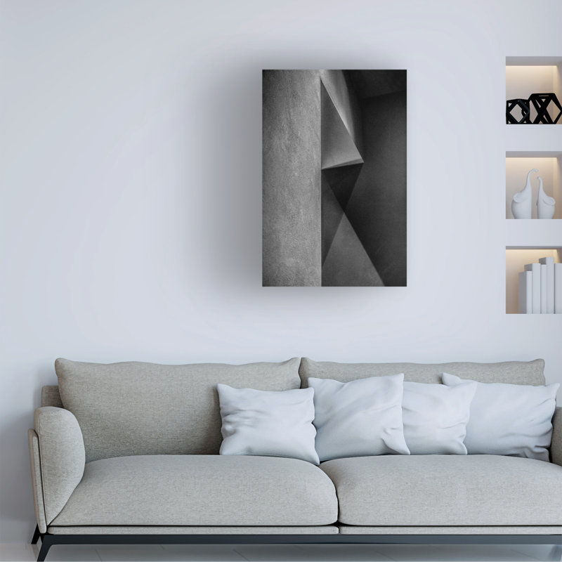 Contemporary, 22" W x 32" H