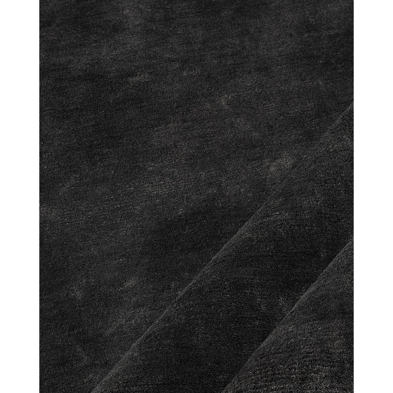Linen Solid Area Rug in Charcoal