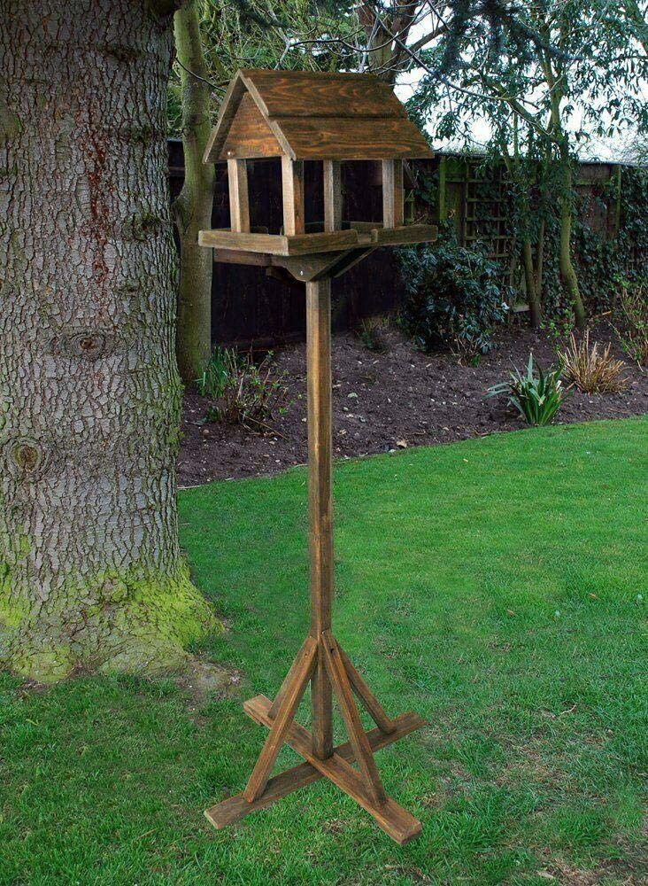 Elsmere Wood Freestanding Feeding Station