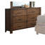 Commode à finition chêne Merrilee (Commode)