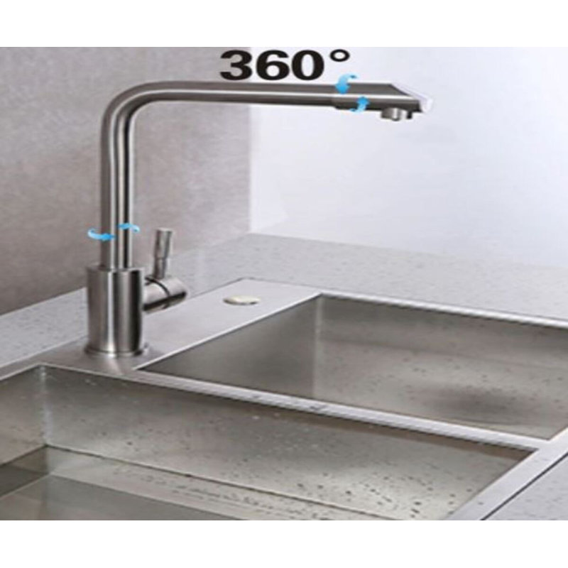 Robinet de cuisine à poignée simple avec accessoires