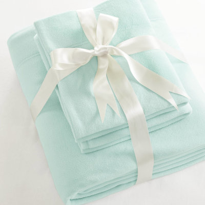 4 Pcs King Sheet Made From 100% Fleece, Cozy And Ultra - Soft, Pilling On Face, Flat Sheet, Fitted 2 Pillowcases In , Elastic For 16" Mattresses, Safe Soft Cozy, Surface, Included, Machine Washable,
