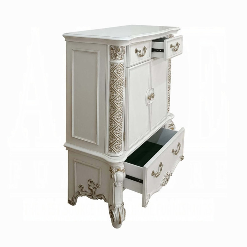 Vendome Chest
