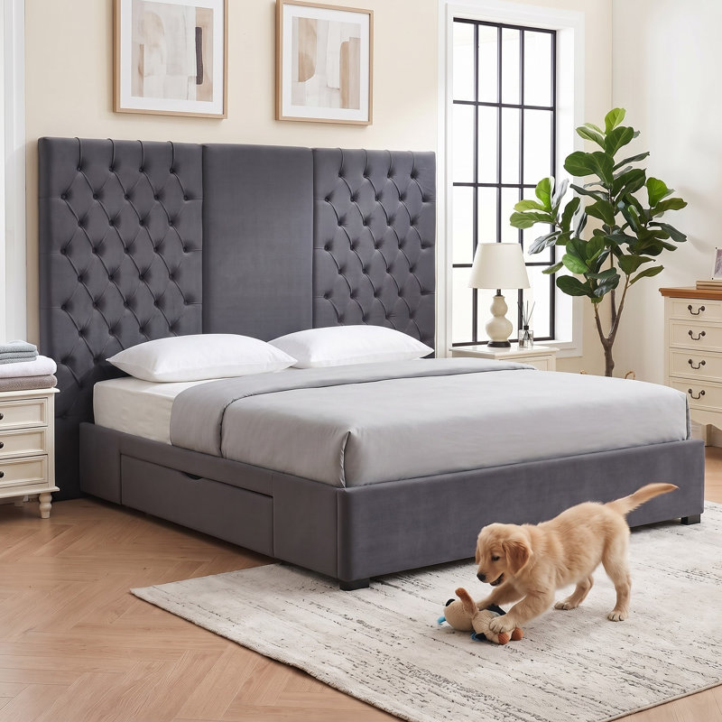 Lit plateforme extra-haut capitonné en velours gris, style contemporain glamour, avec tiroirs de rangement, format King, gris