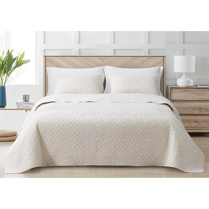 3 - Piece Reversible Floral Quilt Set, Sherpa Blanket with Shams, King Quilt + 2 King Shams, White