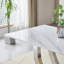 Table de salle à manger rectangulaire de 69,30 pouces, moderne simple, plateau de table en marbre, plateau de table en MDF, surface de miroir en acier inoxydable de couleur argent, pouvant accueillir 4 à 6 personnes, motif de marbre blanc, miroir argenté.