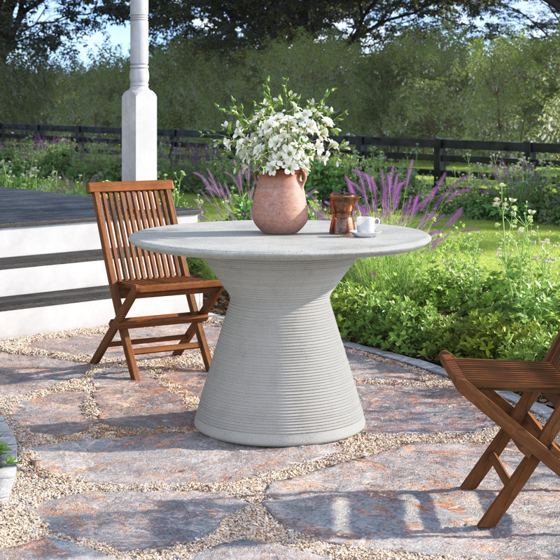 Grecia Dining Table