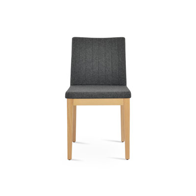 Chaise en bois Zeyno