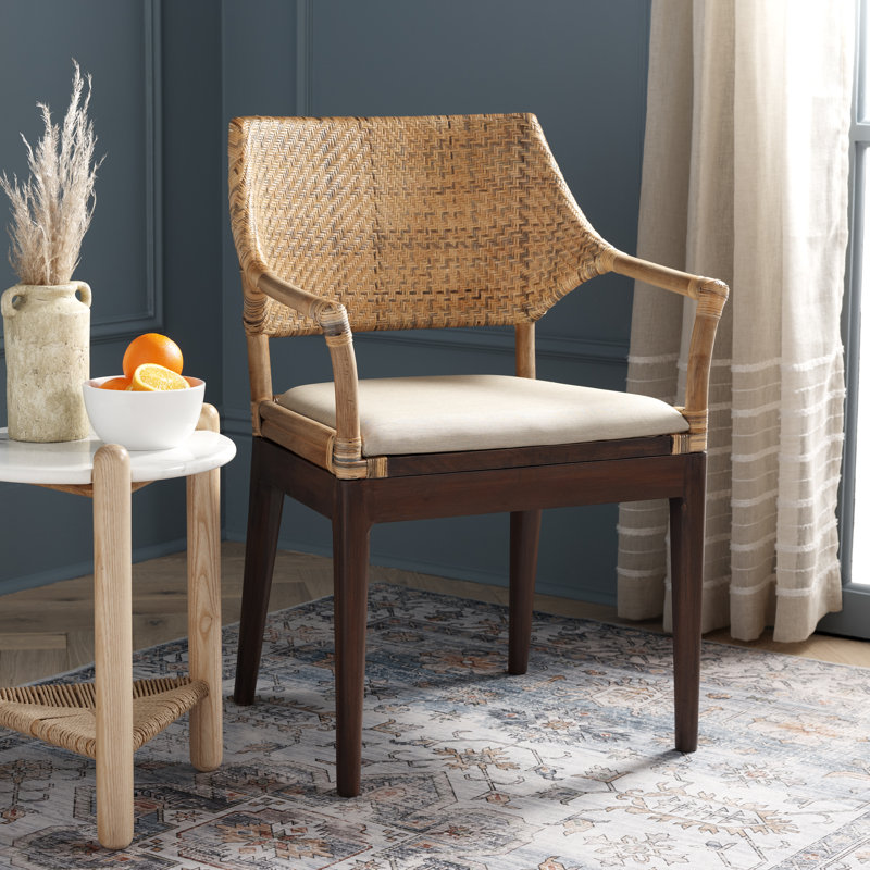 Fauteuil moderne rembourré avec coussin brun Bungalo