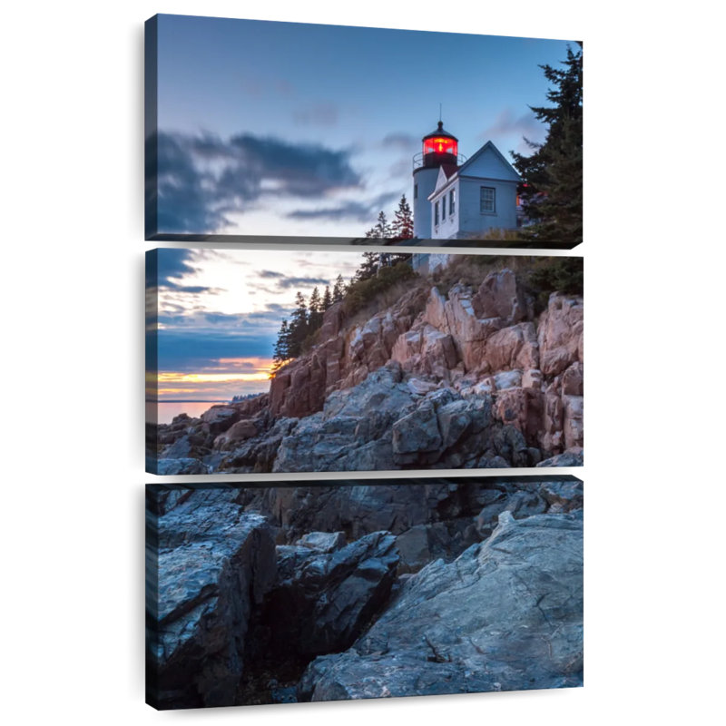 Phare de Bass Harbor, heure bleue, H 57 po x l 36 po