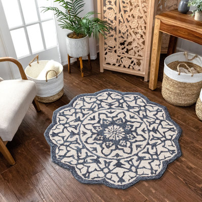 Genovese Floral Hand Hooked Wool Blue/Beige Area Rug