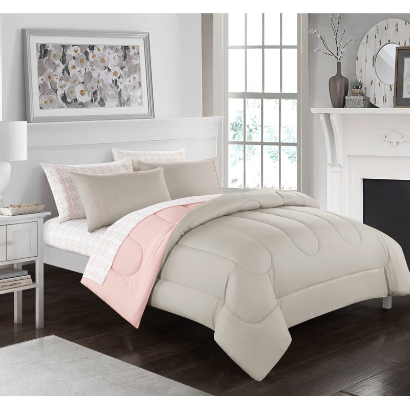 Blush and Beige Queen Reversible Polyester Comforter Set
