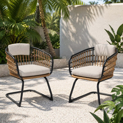 Ensemble de 2 chaises en osier