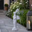 Grand panier de jardin en ciment en forme de lapin, statue de lapin debout pour la décoration du jardin