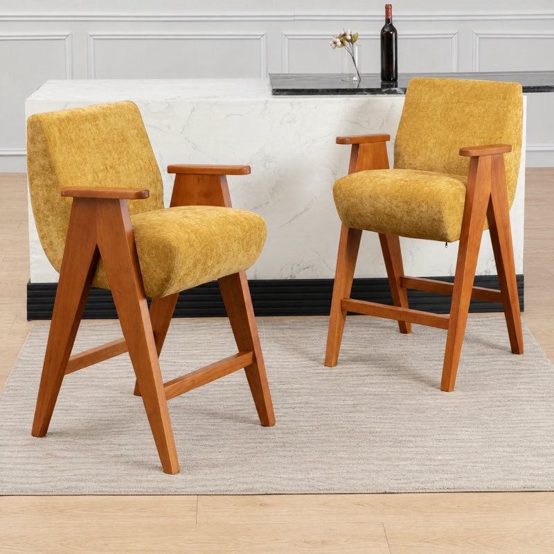 Tabouret de comptoir rembourré avec accoudoirs Kyajah, Jaune