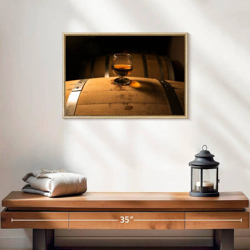Verre à whisky sur baril, Cadre flottant en bois naturel, 19 po x 13 po