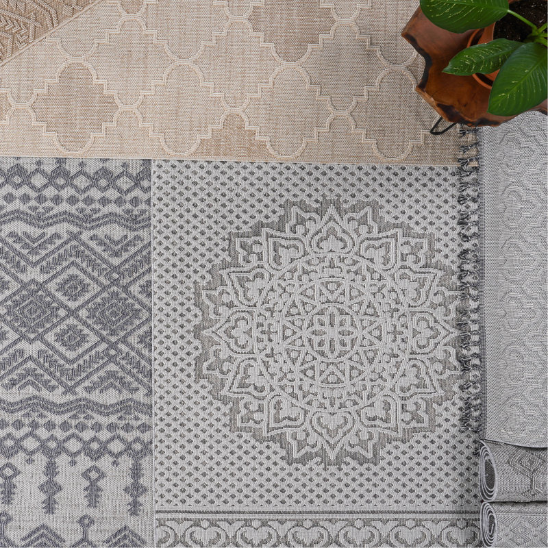Tapis naturel / traditionnel d'intérieur / extérieur, Rectangle 5 pi 3 po x 7 pi 6 po