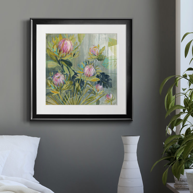 Protea Catching Rain par J Paul - reproduction d'art encadrée, H 30,5 po x l 30,5 po x P 1,5 po, Papier encadré noir