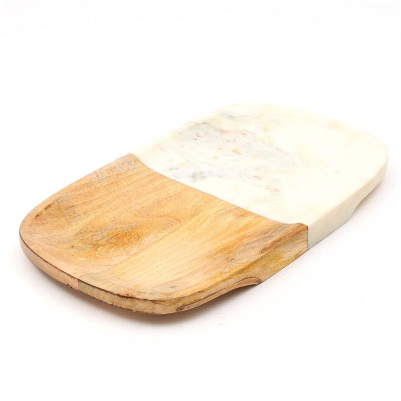 Planche à fromage en bois fabriquée à la main avec incrustation de marbre, parfaite pour servir et couper avec élégance, 16 po x 9 po