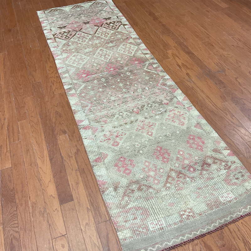 Tapis de couloir en laine Oushak fait à la main Bungalow Rose