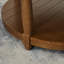 Grande table basse avec repose-pieds capitonné et rembourré avec tablette-1789044848-1789044863