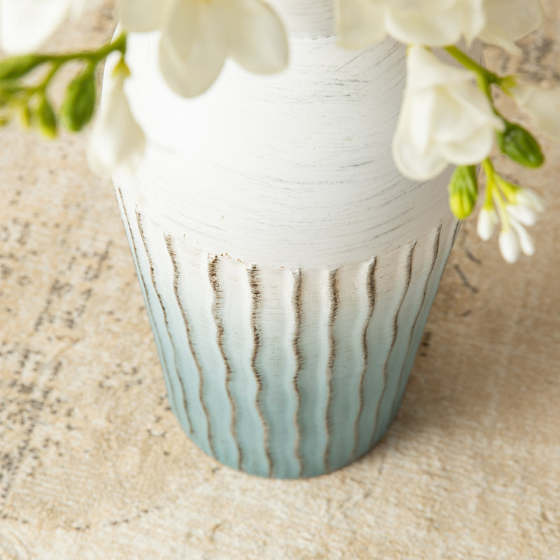 Vases abstraits en métal turquoise