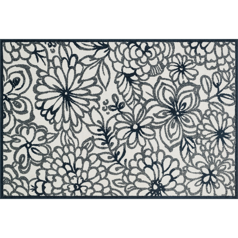 Vindas Floral Indoor / Outdoor Rug, Rectangle 2'3" x 3'9"