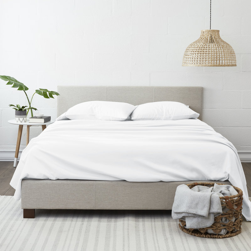 Ultra Soft Double Brushed 4 Piece Sheet Set – Deep Pocket Fade Resistant Bedding, White, Twin Sheet Set with 1 Pillowcase