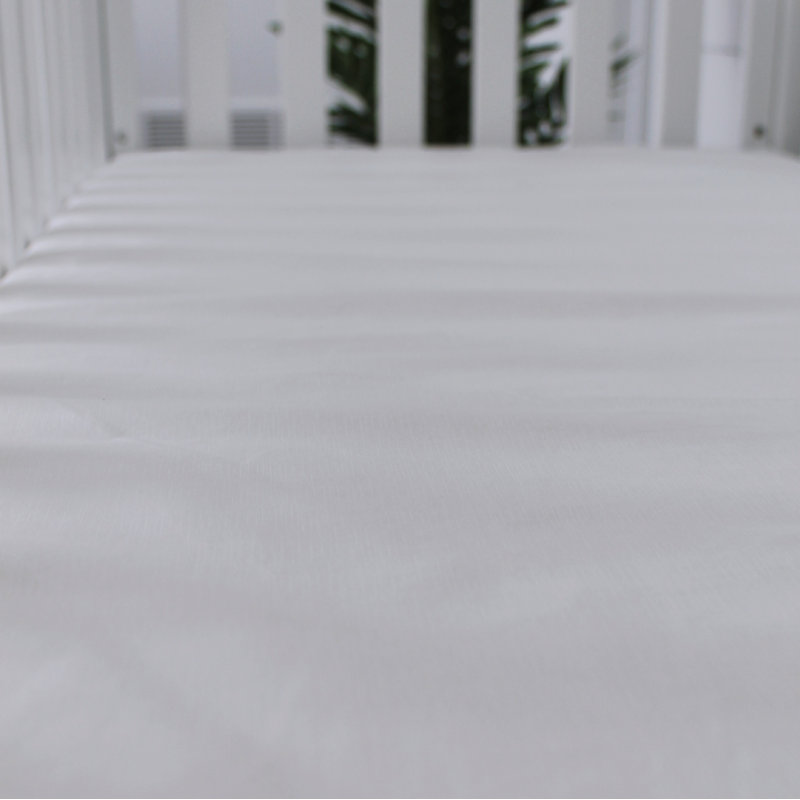 Housse de protection pour matelas pour lit de bébé standard imperméable Copley