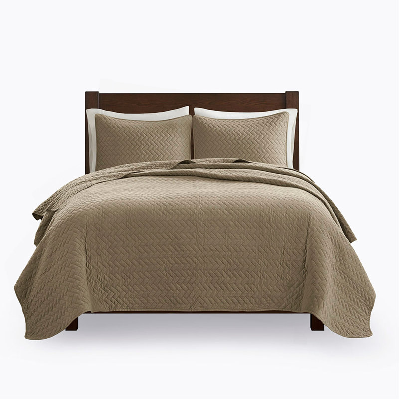 Queen 3 Piece Luxurious Oversized Quilt Set, Taupe