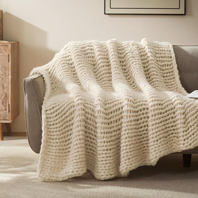 SLEEP ZONE Throw Blanket for Couch - Chunky Knit Hollow Blanket, Throw Blankets for Bed, Handmade Long Plush Cat Yarn, Soft Fluffy Knit Blankets Home Decor (Beige, 80x90in)