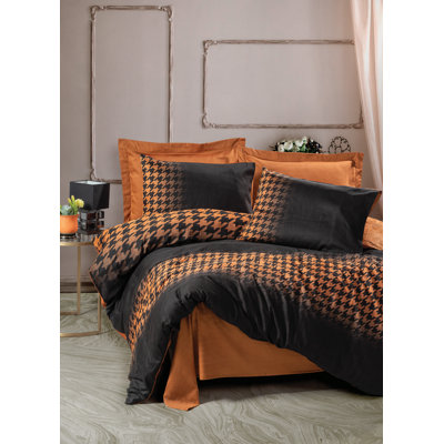 Satin Geometric Shapes Duvet Cover