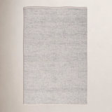 Lamanda Indoor/ Outdoor Solid Light Gray/ Ivory Area Rug