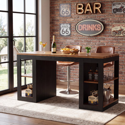 Table bistro 63 po en bois massif, table de pub rectangulaire avec tablettes de rangement latérales à 2 niveaux