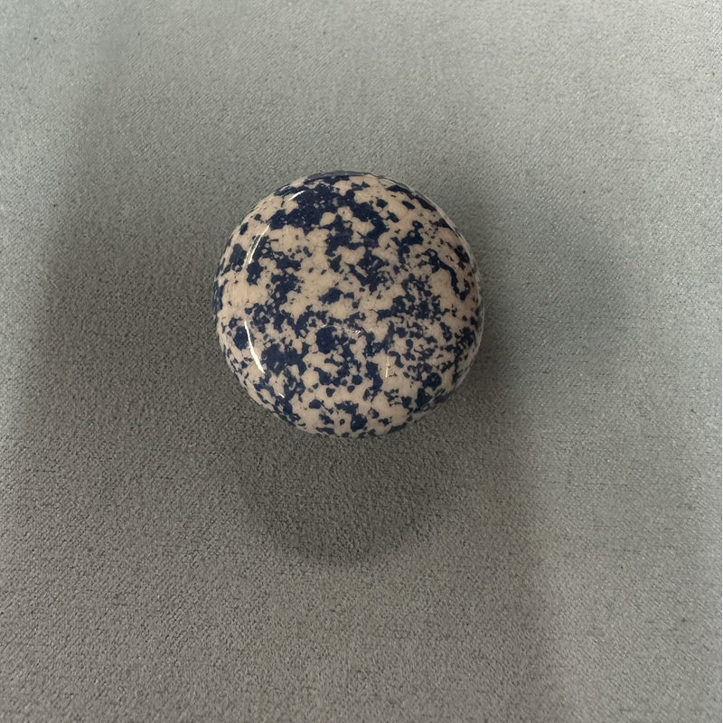1 1/4" Diameter Round Knob