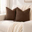 Housse de coussin en coton et lin tissée à la main, couleur chocolat-128725466