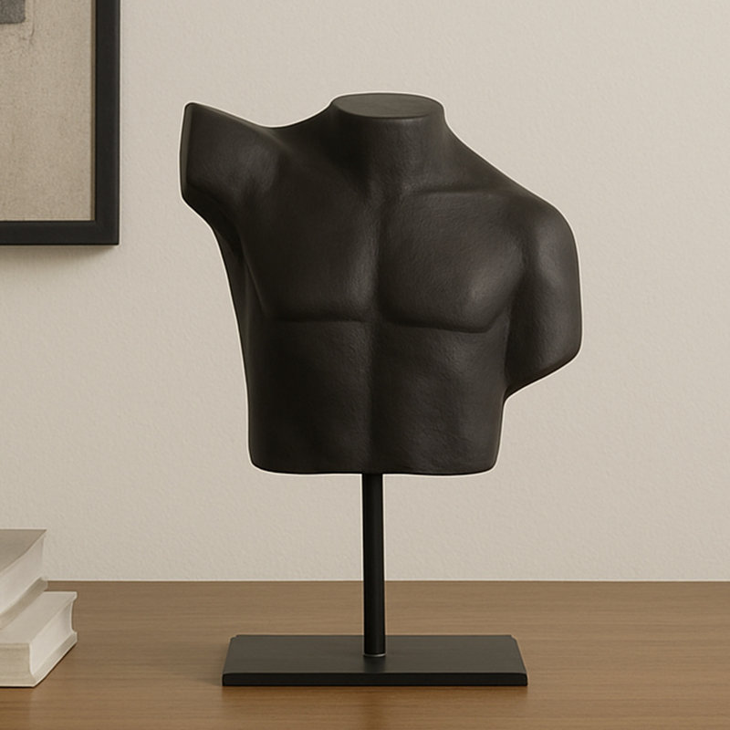 Victor Cast Alumiinum Sculpture Aged Black, Black