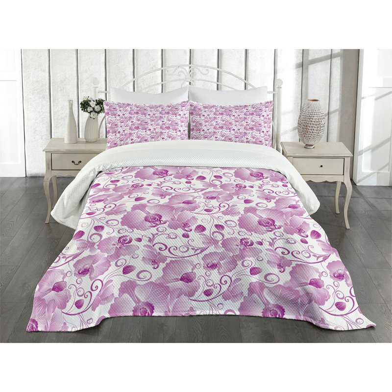 White Quilted King Bedspread Set with Pillow Shams