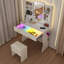 Bureau de coiffeuse avec miroir à DEL et prise de courant, ensemble de coiffeuse avec tiroirs de rangement et chaise, 3 modes d'éclairage et luminosité réglable RVB à DEL, coiffeuse pour chambre de filles, blanc