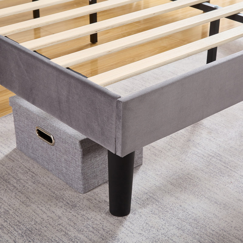 Randallstown Upholstered Bed, Grey