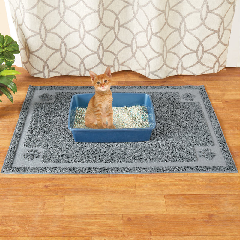 Oversized Gray PVC Cat Litter Trapping Mat with Textured Surface