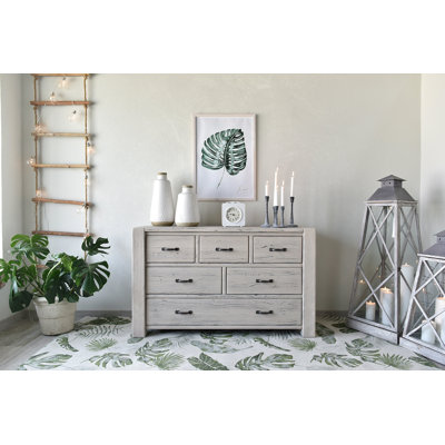 White Springs 6 Drawer Chest