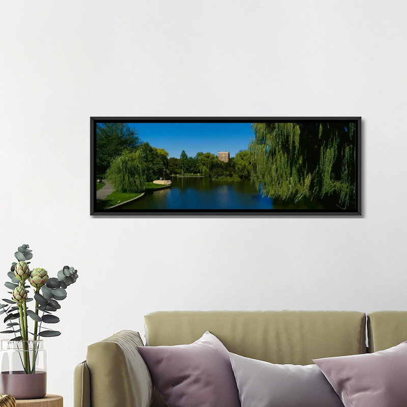 Lac panoramique dans un jardin formel, Boston Public Garden, Boston, Massachusetts, États-Unis - Impression sur toile tendue sur châssis