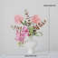 Ornements de fleurs simulées